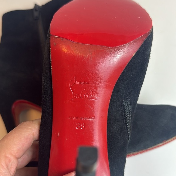 Christian Louboutin Elegant Black Suede Sock Ankle Boots Size 38 - Picture 7 of 11